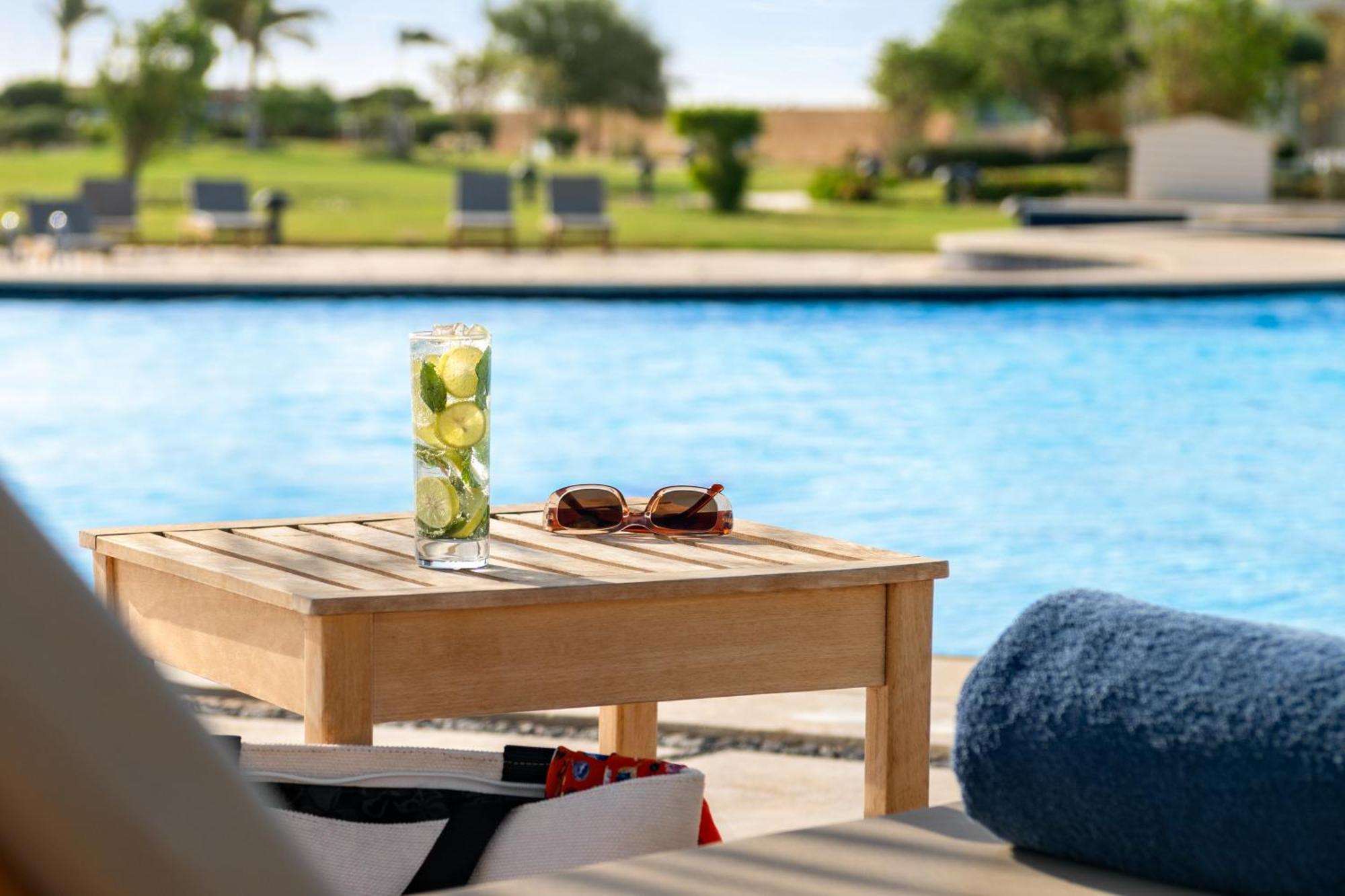Movenpick Waterpark Resort & Spa Soma Bay Esterno foto