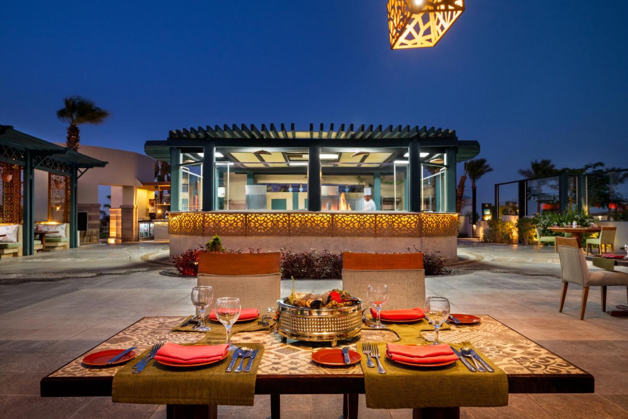 Movenpick Waterpark Resort & Spa Soma Bay Esterno foto