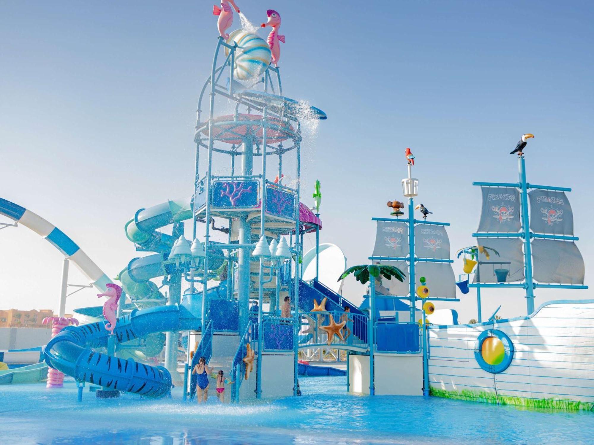 Movenpick Waterpark Resort & Spa Soma Bay Esterno foto