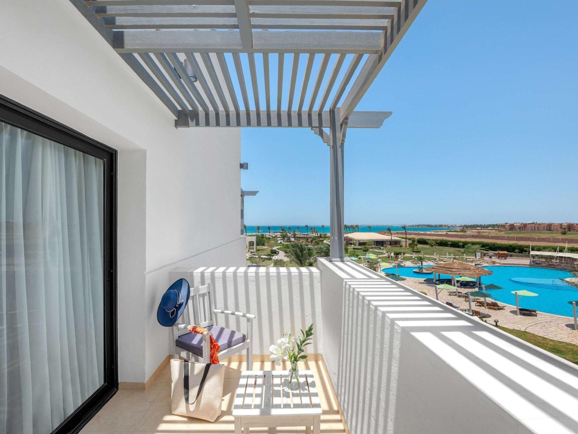 Movenpick Waterpark Resort & Spa Soma Bay Esterno foto